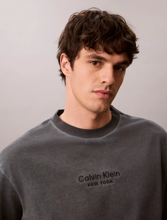 Calvin Klein Faded Dye Logo Graphic Classic Crewneck T-Shirt in Windward Blue