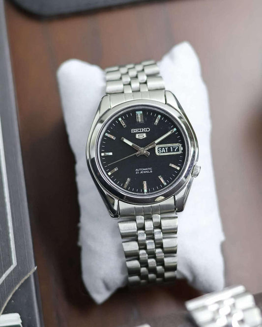 Seiko SNK361 Series 5 Men's Automatic Watch