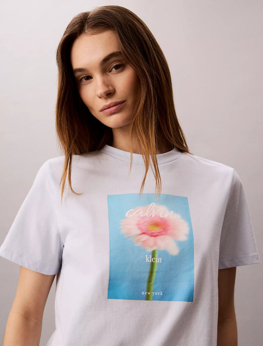 Calvin Klein Women's Daisy Graphic Classic T-Shirt in Ancient Water