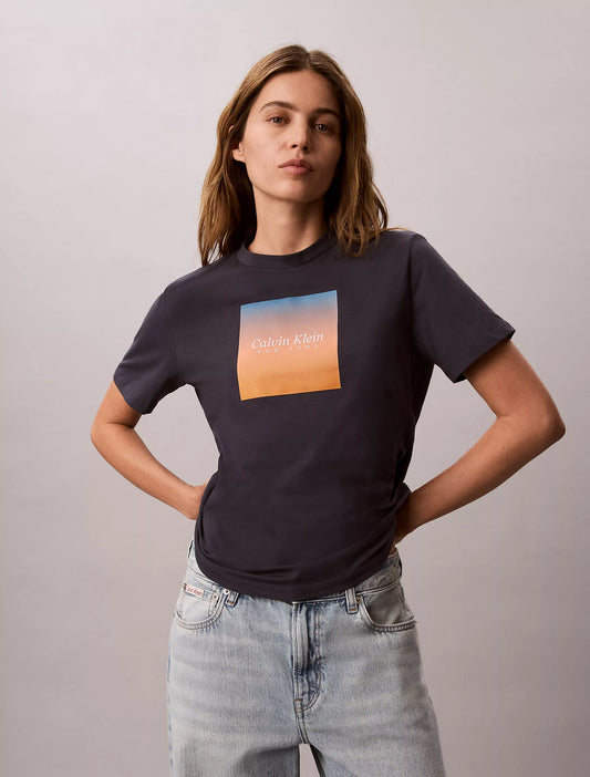Calvin Klein Women's Sunset Graphic Classic Tee in India Ink