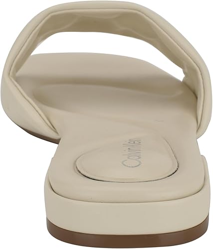 Calvin Klein Women’s Traven in Ivory