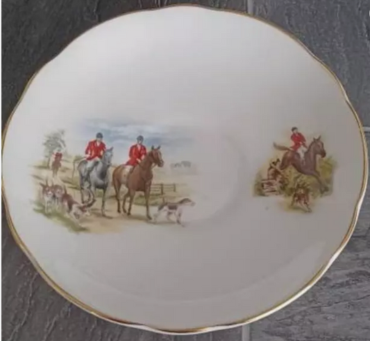 Vintage Royal Stuart Tea Cup Saucer "Equestrian Horse and Hounds Bone" 5.5 pulgada