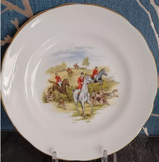 Vintage Royal Stuart Tea Plate "Equestrian Horse and Hounds Bone" 6 pulgada