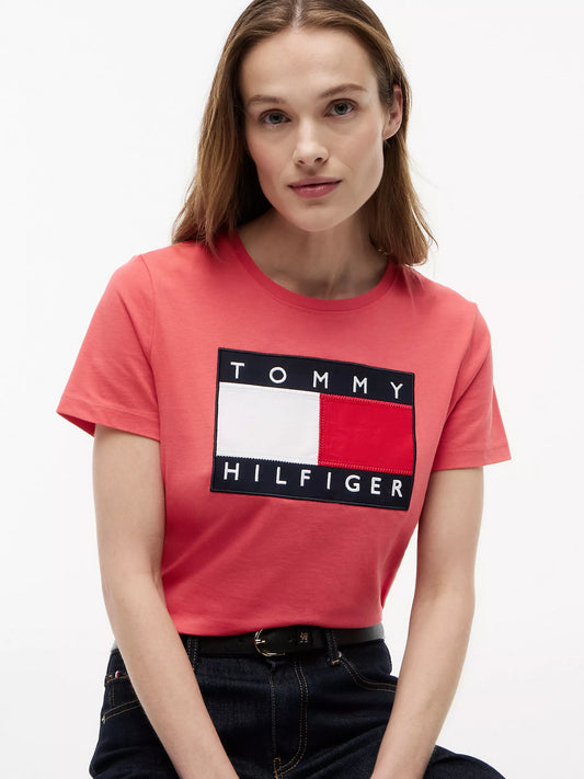 Tommy Hilfiger Women's Big Flag Logo T-Shirt in Vintage Red
