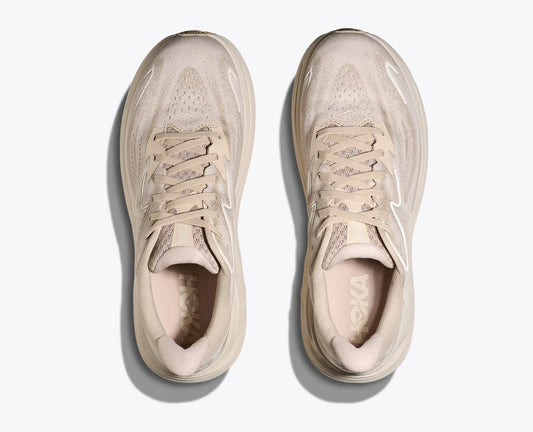 HOKA Clifton 10 in Oatmeal / Oat Milk