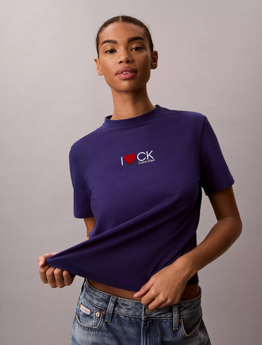 Calvin Klein Women's Heart Logo Classic T-Shirt in Steel Beams