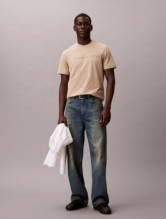 Calvin Klein Embossed Logo Classic T-Shirt in White Peppe