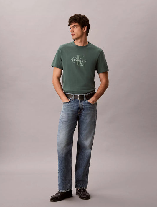 Calvin Klein Jeans Acid Wash Monologo Graphic Tee in Mallard Green