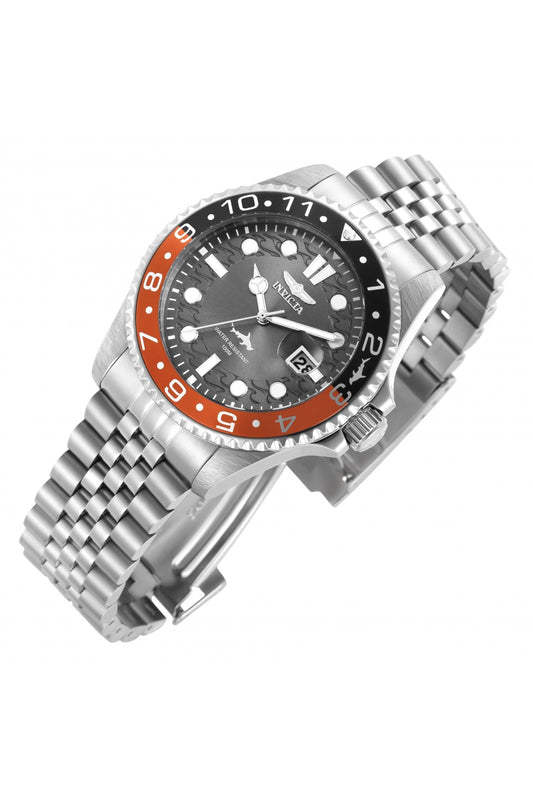 Invicta Men’s Pro Diver 30621 in Silver/Grey