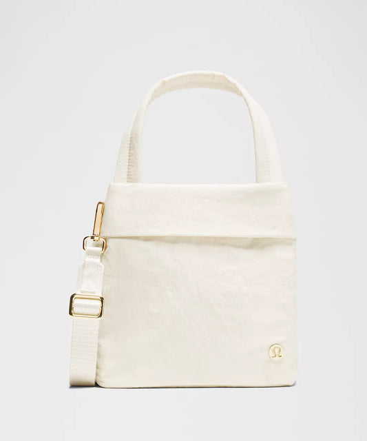 Lululemon On My Level Small Tote Bag 5L (Light Ivory/Gold)