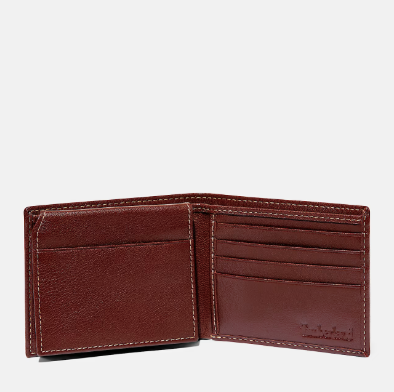 Timberland Men's Milled Leather Bifold Wallet in Brown