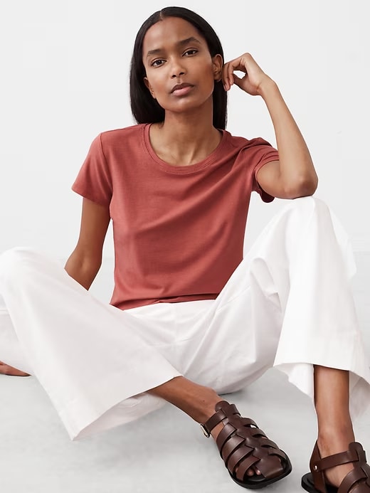 Banana Republic Timeless Crew-Neck T-Shirt - Dusty Cedar
