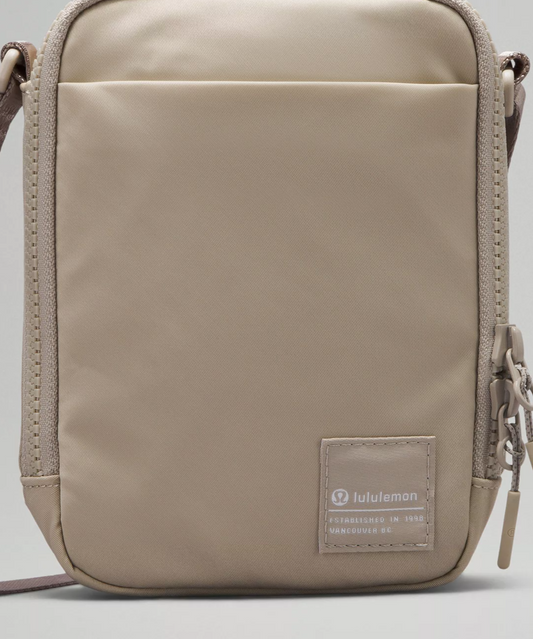 Lululemon Easy Access Crossbody Bag 1.5L in Color Brown